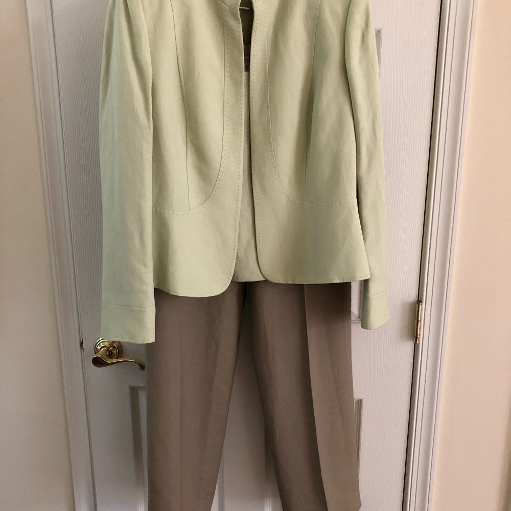 Tahara 3 pc Suit